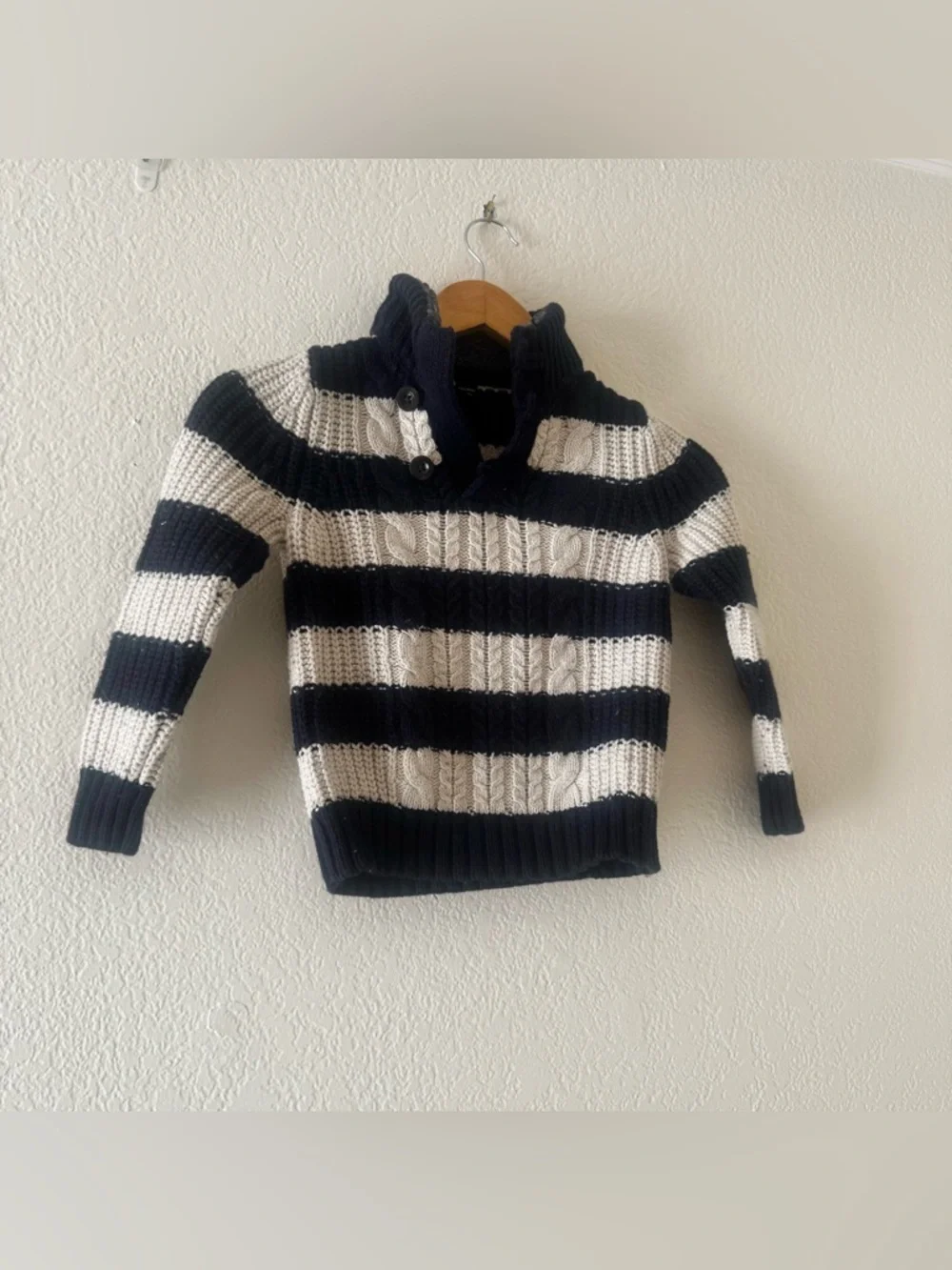 Boy's Baby Gap Toddler Navy Blue Striped Cable Knit Heavy Sweater w/ Elbow Patch